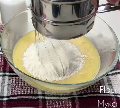 Легко приготовить рождественский фруктовый торт