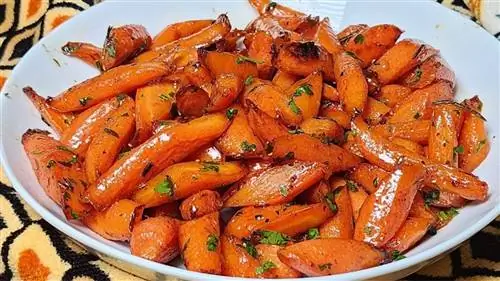 Рецепт вкусной жареной моркови в сливочном масле