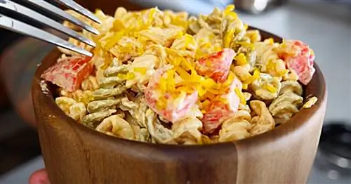 Рецепт салата с макаронами Cajun Ranch и беконом