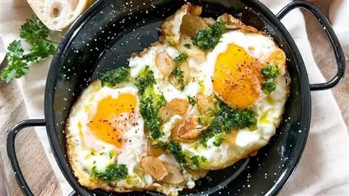 Лучшая испанская чесночная яичница
