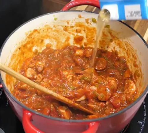 Ингредиенты Джамбалайя с курицей и колбасой Ингредиенты Джамбалайя с курицей и колбасой