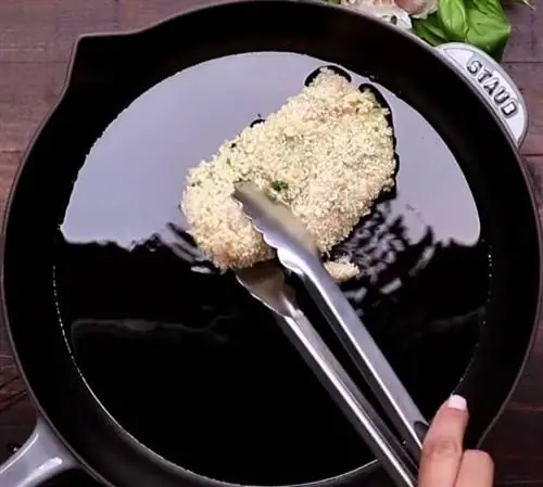 Простой рецепт запеченной курицы с пармезаном