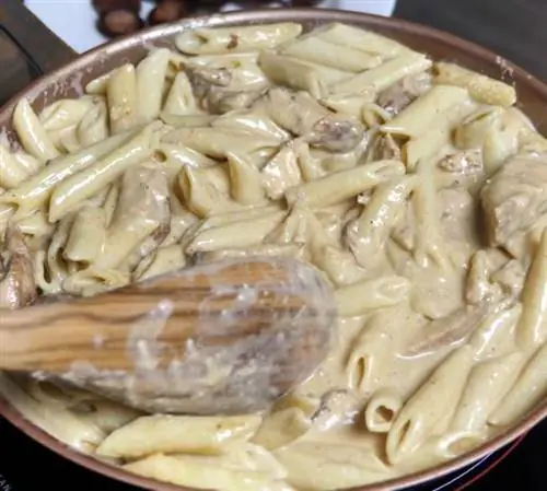 Как приготовить макароны по-каджунски с курицей, колбасой и грибами Как приготовить макароны по-каджунски с курицей, колбасой и грибами