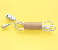 Картонная трубка от использованного рулона туалетной бумаги - удивительно простой инструмент для предотвращения спутывания удлинителей Картонная трубка от использованного рулона туалетной бумаги - удивительно простой инструмент для предотвращения спутывания удлинителей
