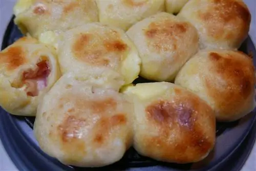 Пасхальные булочки с начинкой P1000184 Пасхальные булочки с начинкой P1000184