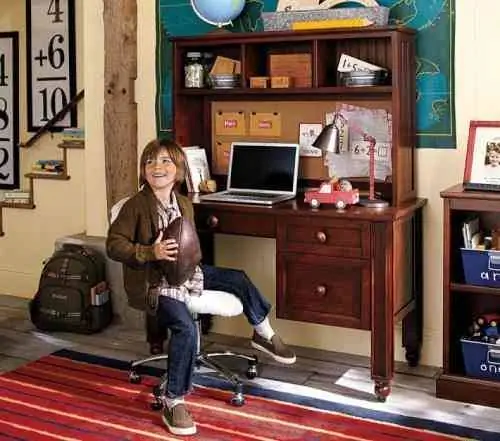 Детские столы Pottery Barn