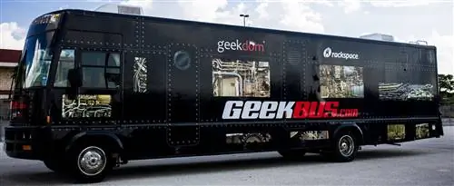 Geekbus стремится обучать молодых творцов