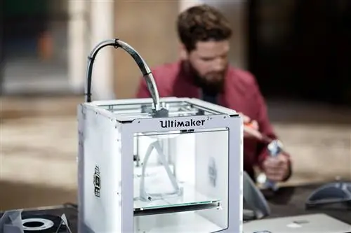 Ultimaker представляет линейку 2+ с усовершенствованными экструдерами