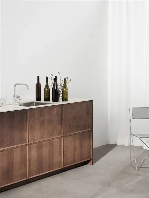 Внешний вид кухни Ikea подчеркивают фасады с рамкой из темного дерева. Фасад с рамкой из темного дуба. Реформа.