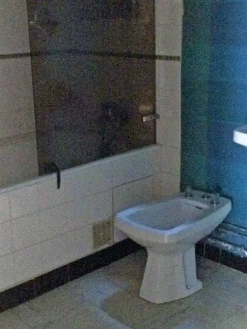"Ванные комнаты: клей до и после