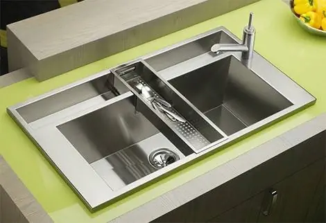 Раковина Elkay Avado Accent с установленным сбоку смесителем Раковина Elkay Avado Accent с установленным сбоку смесителем