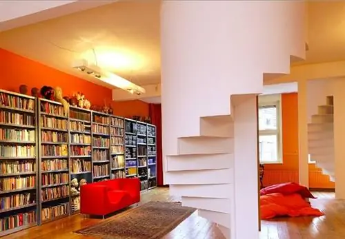 go-vertical-rooftop-village-rotterdam-living-room-bookshelves go-vertical-rooftop-village-rotterdam-living-room-bookshelves