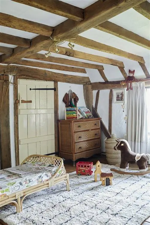 Коттедж с соломенной крышей из живой изгороди от Period Living Коттедж с соломенной крышей из живой изгороди от Period Living