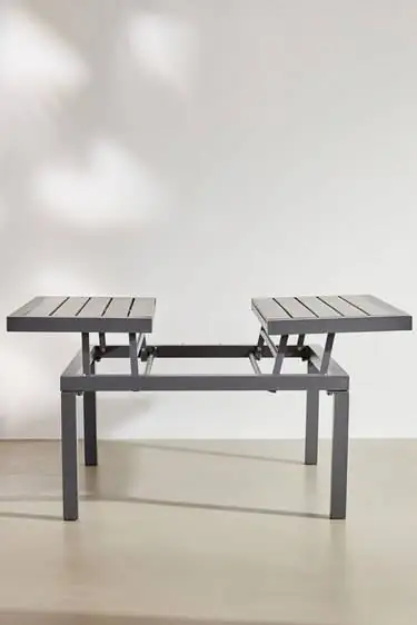 Urban Outfitters uma Открытый журнальный столик