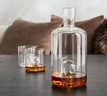 Графин для ликера Pottery Barn Glass Skull