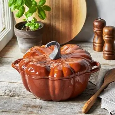 Чугунная эмалированная тыква Cocotte Staub