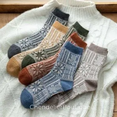 Носки из шерсти с кленовым листом Chandelier Boutique на выставке Etsy