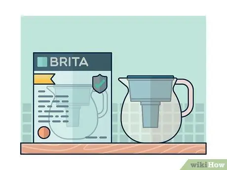 Используйте кувшин Brita, шаг 1