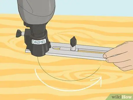 Нарезайте круги с помощью Dremel Step 10 Нарезайте круги с помощью Dremel Step 10