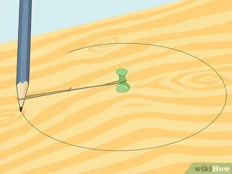 Нарезайте круги с помощью Dremel Step 6 Нарезайте круги с помощью Dremel Step 6