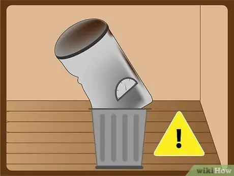 Установите безбаковый водонагреватель. Шаг 6