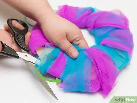 Сделать помпоны из тюля Шаг 15 Сделать помпоны из тюля Шаг 15