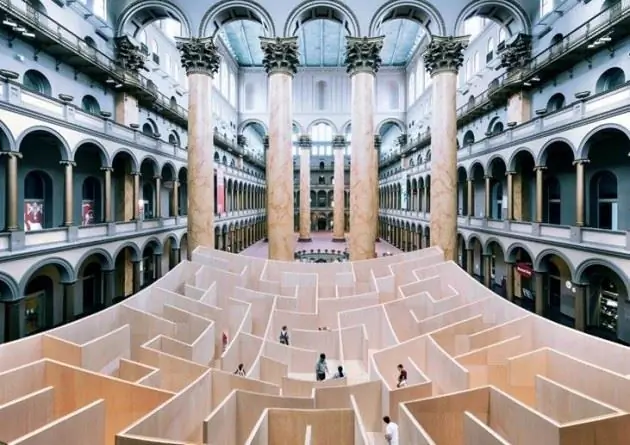 БОЛЬШОЙ лабиринт от Bjarke Ingels Group