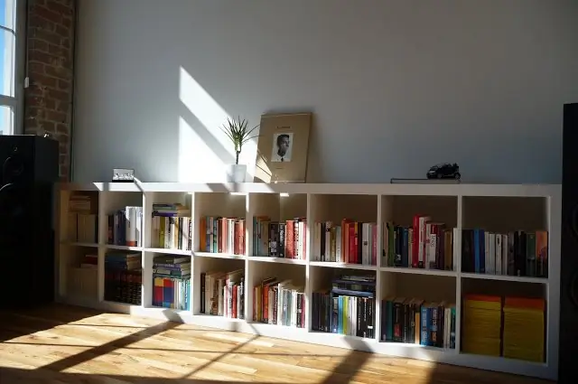 Объедините книжные полки для создания 2&215;8 Expedit