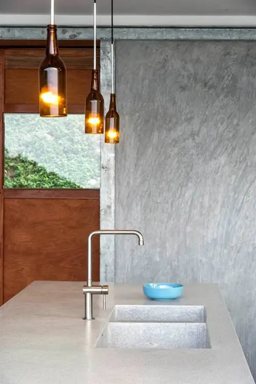 The-Naked-House-Welcome-Beyond-7a The-Naked-House-Welcome-Beyond-7a