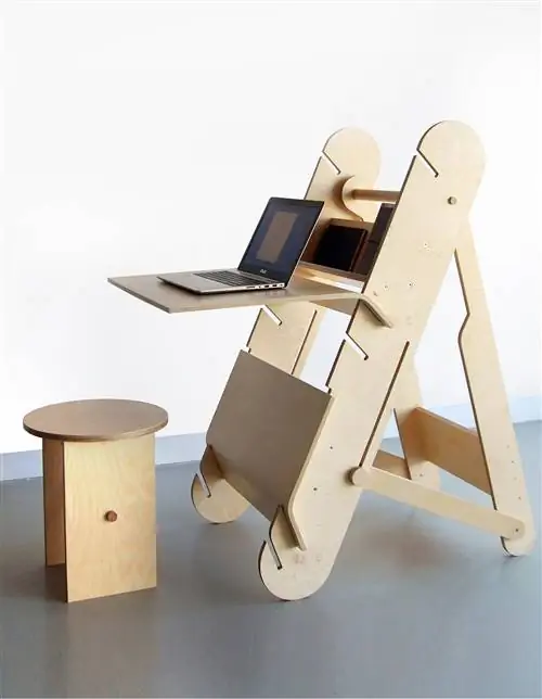DESKter Sit & Стенд Рабочая станция от Malgorzata Wojtyczka