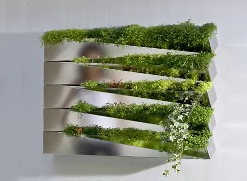Травяное зеркало от h2o Architects