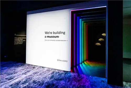 Стенд ArkiveDAO на выставке Art Basel в Майами-Бич 2022