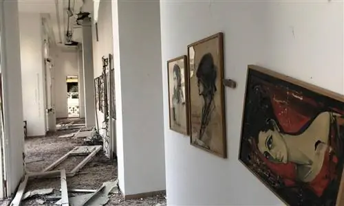 Огромный взрыв в Бейруте уничтожил город и привел к беспорядку на арт-сцене