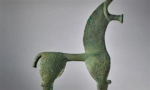 Sotheby’s не может подать в суд на Грецию из-за бронзового коня, постановил суд США
