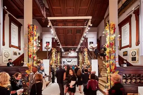 Вход в Tefaf Fall New York 2019. Вход в Tefaf Fall New York 2019.