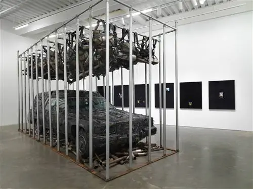 Нари Уорд, Хранитель мира (1995/2020), собрание Художественного музея Балтимора. Нари Уорд, Хранитель мира (1995/2020), собрание Художественного музея Балтимора.