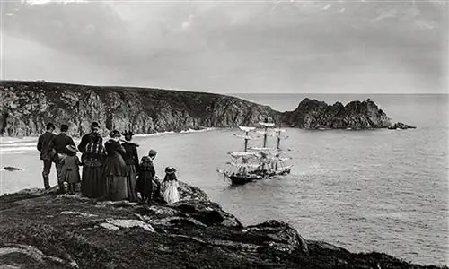Рассказы о трагедии и героизме: книга фотографий оживляет затонувшие корабли Англии