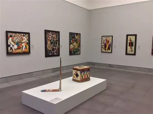 Инсталляция экспозиции в Museum voor Schone Kunsten в Генте Джеймс Баттервик Инсталляция экспозиции в Museum voor Schone Kunsten в Генте Джеймс Баттервик