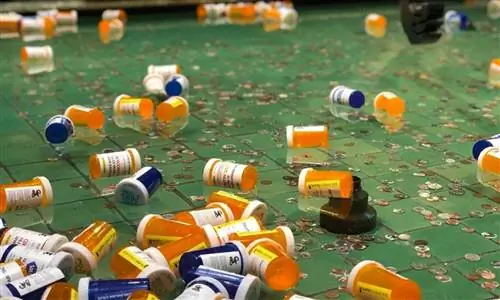 Семья Саклер соглашается отказаться от «всей стоимости» Purdue Pharma в попытке урегулировать дела об опиоидах