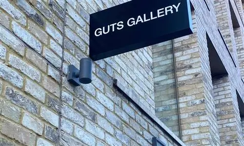 В связи с ростом арендной платы, бывшая кочевая галерея Guts Gallery открывает постоянное пространство в Хакни