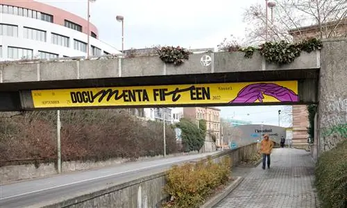Отсрочка Documenta 15 становится все более вероятной, говорит генеральный директор