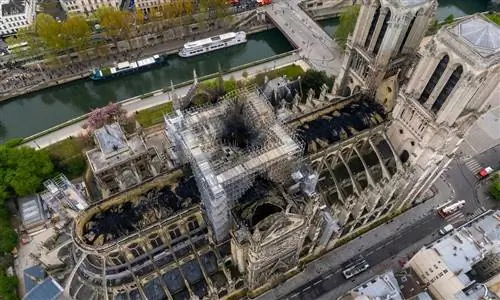 За два дня на Нотр-Дам было собрано почти 1 млрд евро