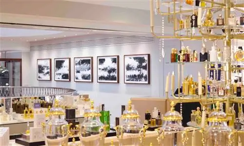 Роскошный лондонский магазин Fortnum & Мейсон проводит мини-ретроспективу пейзажей Джона Вертью