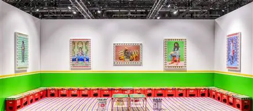 Работа марокканского художника Хасана Хаджаджа с Таймуром Гране в Artgenève. Две работы, Ало Вала и Марк Хэйр, проданы американскому музею. Работа марокканского художника Хасана Хаджаджа с Таймуром Гране в Artgenève. Две работы, Ало Вала и Марк Хэйр, проданы американскому музею.