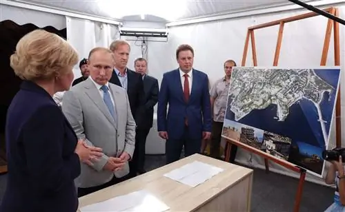 Ольга Голодец, Владимир Путин и Дмитрий Овсянников встретятся этим летом в Севастополе Ольга Голодец, Владимир Путин и Дмитрий Овсянников встретятся этим летом в Севастополе