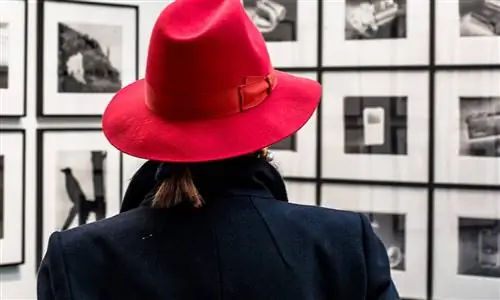 Премиальные винтажные принты доминируют в Paris Photo