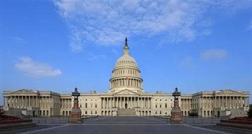 Правительство США может регулировать арт-дилеров в соответствии с предложенным законом Правительство США может регулировать арт-дилеров в соответствии с предложенным законом