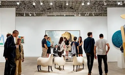 Выставка Expo Chicago возвращается для первой с 2019 года очной итерации