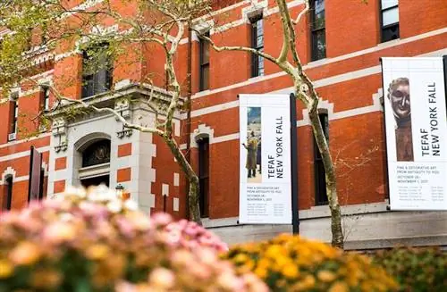 Tefaf New York Fall был поглощен отложенным весенним выпуском. Tefaf New York Fall был поглощен отложенным весенним выпуском.