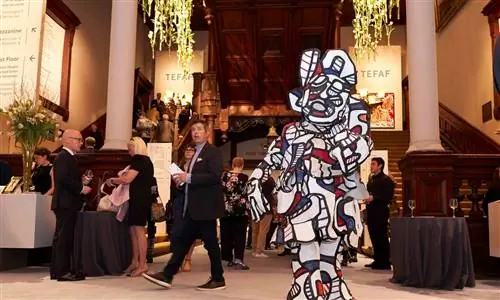 Осторожно, Frieze, вот и Tefaf со своими макаронами и сыром